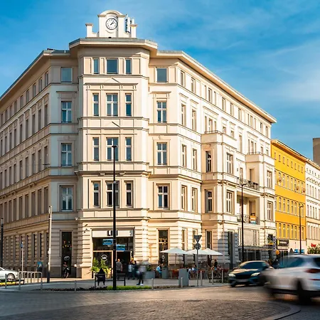 Gryf W Centrum Szczecina Parking By Stayly Apartmán *