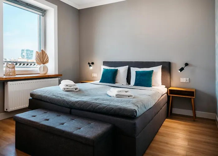 Gryf W Centrum Szczecina Parking By Stayly *